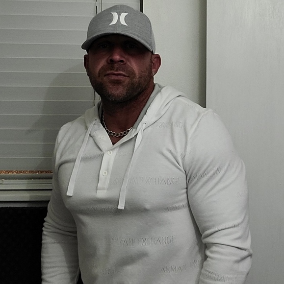 Meet your Posher, Joe - Picture 8 of 12